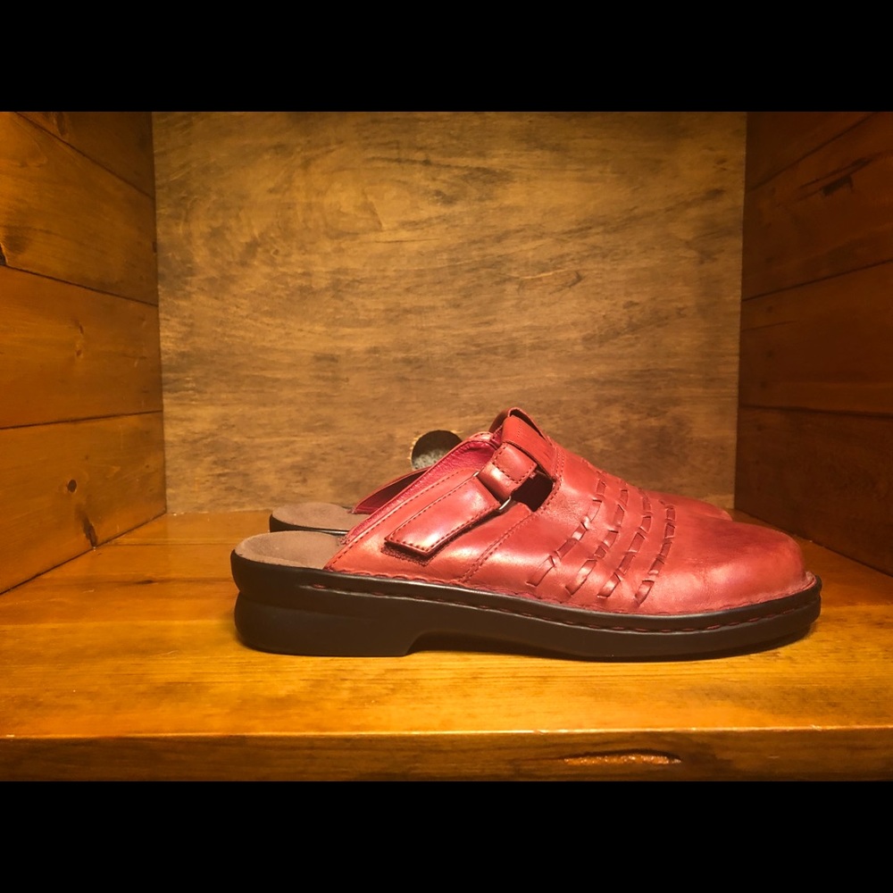 Clarks slip on shoes